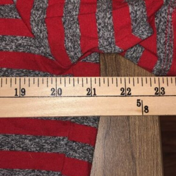 GUESS Originals T-Shirt Medium Red Gray Striped Logo Graphic Short Sleeve Mens - Picture 8 of 10